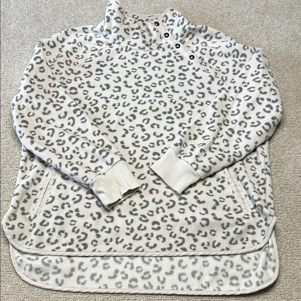 Leopard Print Fleece Pullover Size XXL
